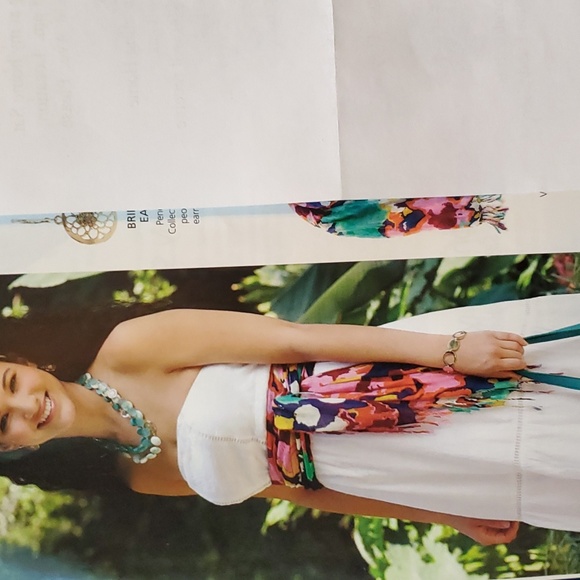 New Scarf, vibrant colors, fringe ends, Celebrating Home Penelope Ann collection - Picture 3 of 6